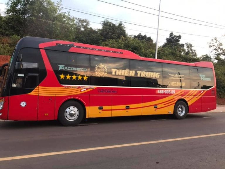 Nội thất sang trọng của xe Thiên Trung tuyến Hà Nội Gia Lai