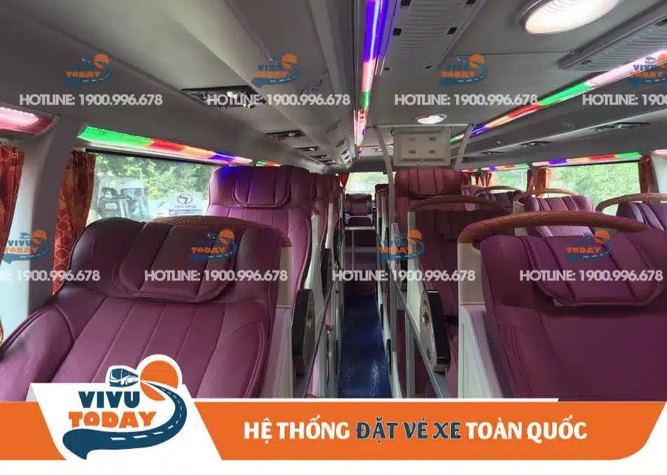 Nội thất tiện nghi của xe giường nằm Thành Công, khởi hành từ **bến xe Hà Nam**.
