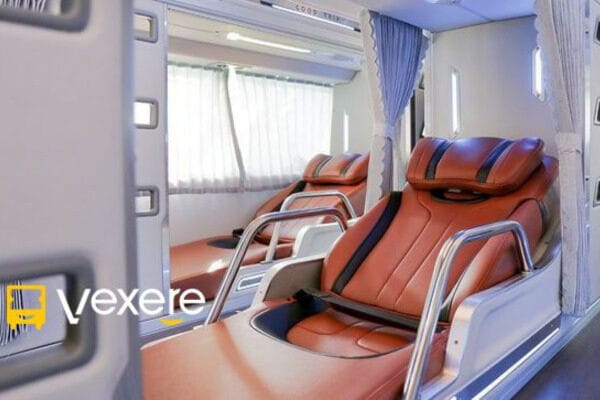 Nội thất tiện nghi của xe khách Liên Hưng tuyến Nha Trang Tây Ninh