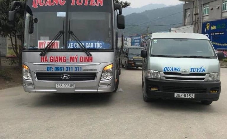 Nội thất tiện nghi của xe khách Quang Tuyến tuyến Mèo Vạc Hà Giang
