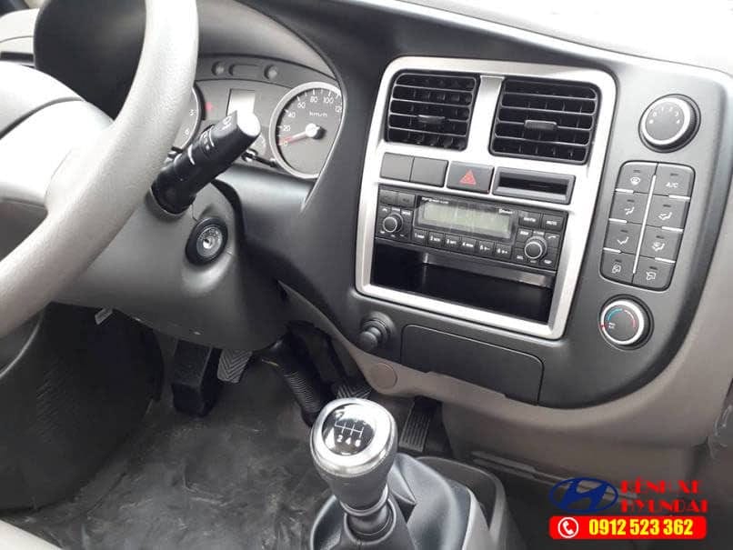 Nội thất tiện nghi của xe tải 1.5 tấn Hyundai Porter 150 H150
