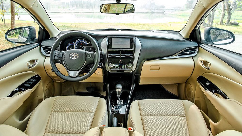 Nội thất Toyota Vios G thực dụng và thoải mái