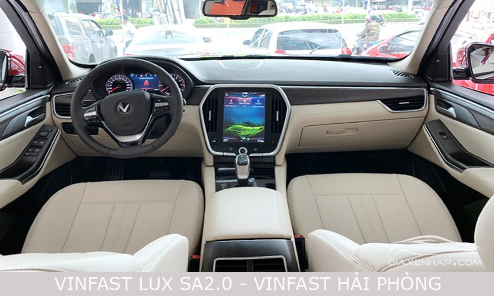 Nội thất VinFast Lux A2.0 Turbo 7 chỗ với màn hình cảm ứng trung tâm