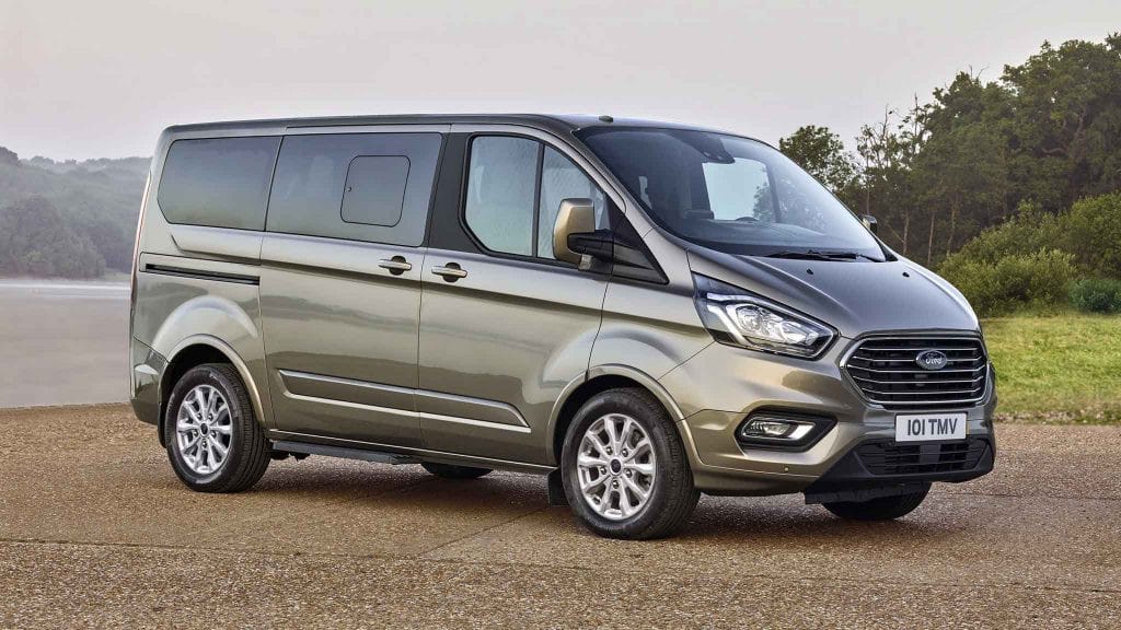 Nội thất xe Ford 9 chỗ Tourneo tiện nghi và sang trọng