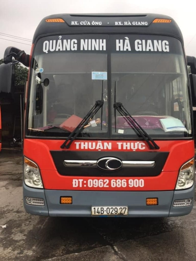 Nội thất xe khách Thuận Thực tiện nghi, rộng rãi trên hành trình Hà Giang Bắc Giang