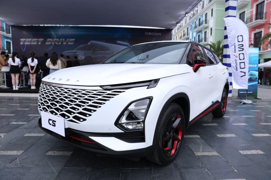 Omoda C5, mẫu SUV/CUV hiện đại của hãng xe Trung Quốc Omoda