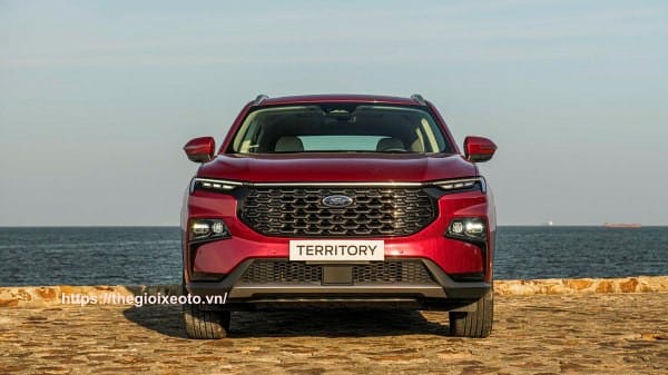 Phần đầu xe Ford Territory 2024 với lưới tản nhiệt và đèn LED