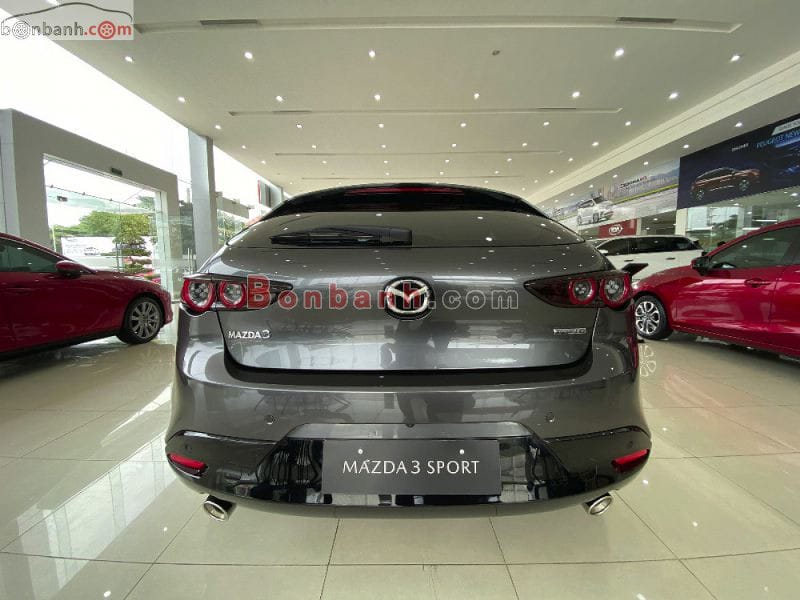 Phần đuôi xe Mazda 3 Sport Hatchback năng động