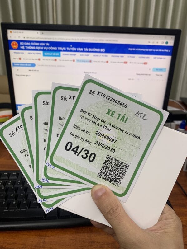 Phù hiệu xe tải mẫu mới