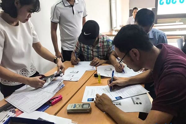 Quy trình đăng ký hồ sơ học bằng lái xe B1 chi tiết tại trung tâm