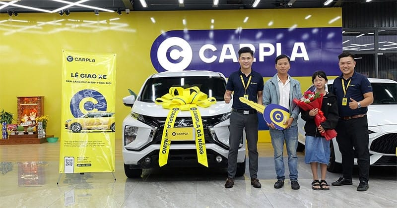 Quyết định lựa chọn giữa mua xe lướt và xe ô tô cũ dựa trên ngân sách và nhu cầu cá nhân.