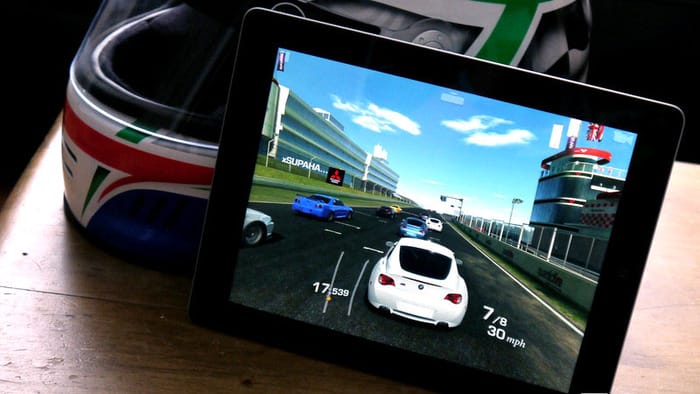 Nhiệm vụ chính của Real Racing 3 Mod