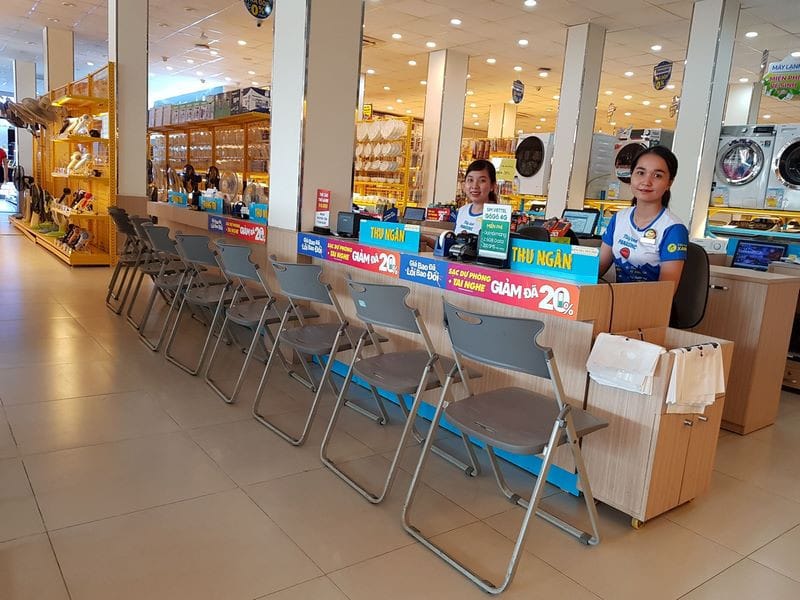 Sản phẩm điện tử và gia dụng đa dạng tại siêu thị Điện Máy Xanh Cai Lậy