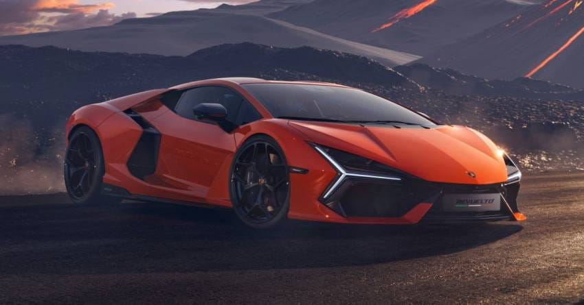 Siêu xe Lamborghini màu vàng, biểu tượng của các hãng xe hơi nổi tiếng về tốc độ