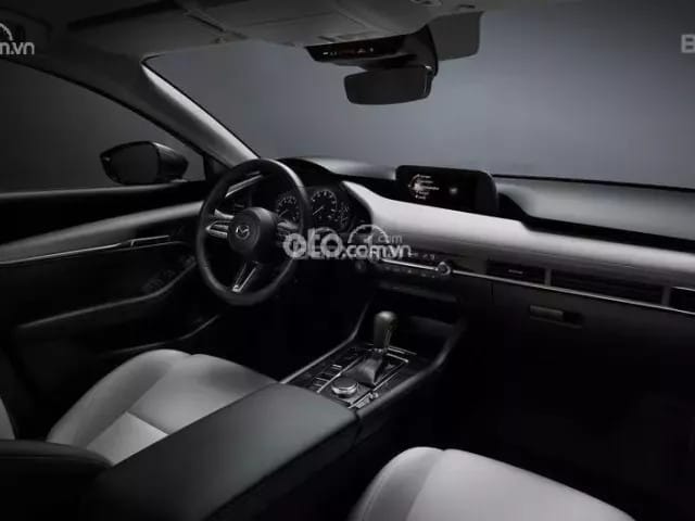 So sánh ngoại hình Mazda 3 2019 cũ phiên bản hatchback và sedan.