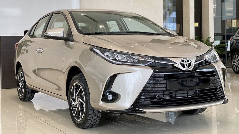 So sánh thiết kế đầu xe Toyota Vios và Honda City