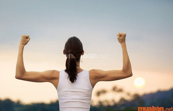 Sức khỏe dẻo dai là yếu tố cần thiết cho phụ xe tải đường dài