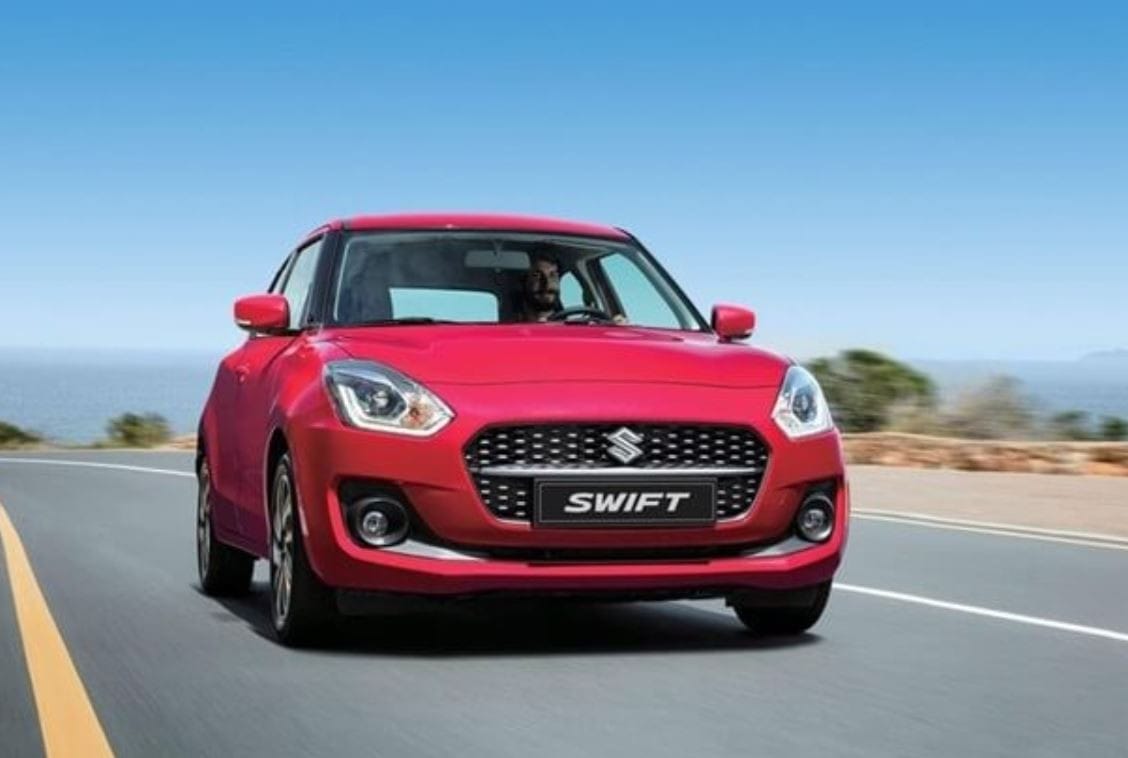 Suzuki Swift được đánh giá cao nhờ nét thiết kế độc đáo, rất mạnh mẽ và mới mẻ cùng tiện ích hàng đầu phân khúc