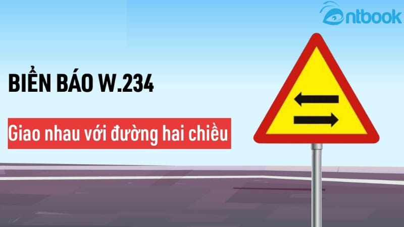 Tài xế giảm tốc độ và quan sát khi gặp biển giao nhau với đường hai chiều