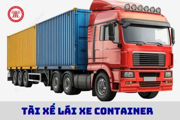Tài xế xe container đang điều khiển xe trên đường, minh họa cho bằng lái xe container