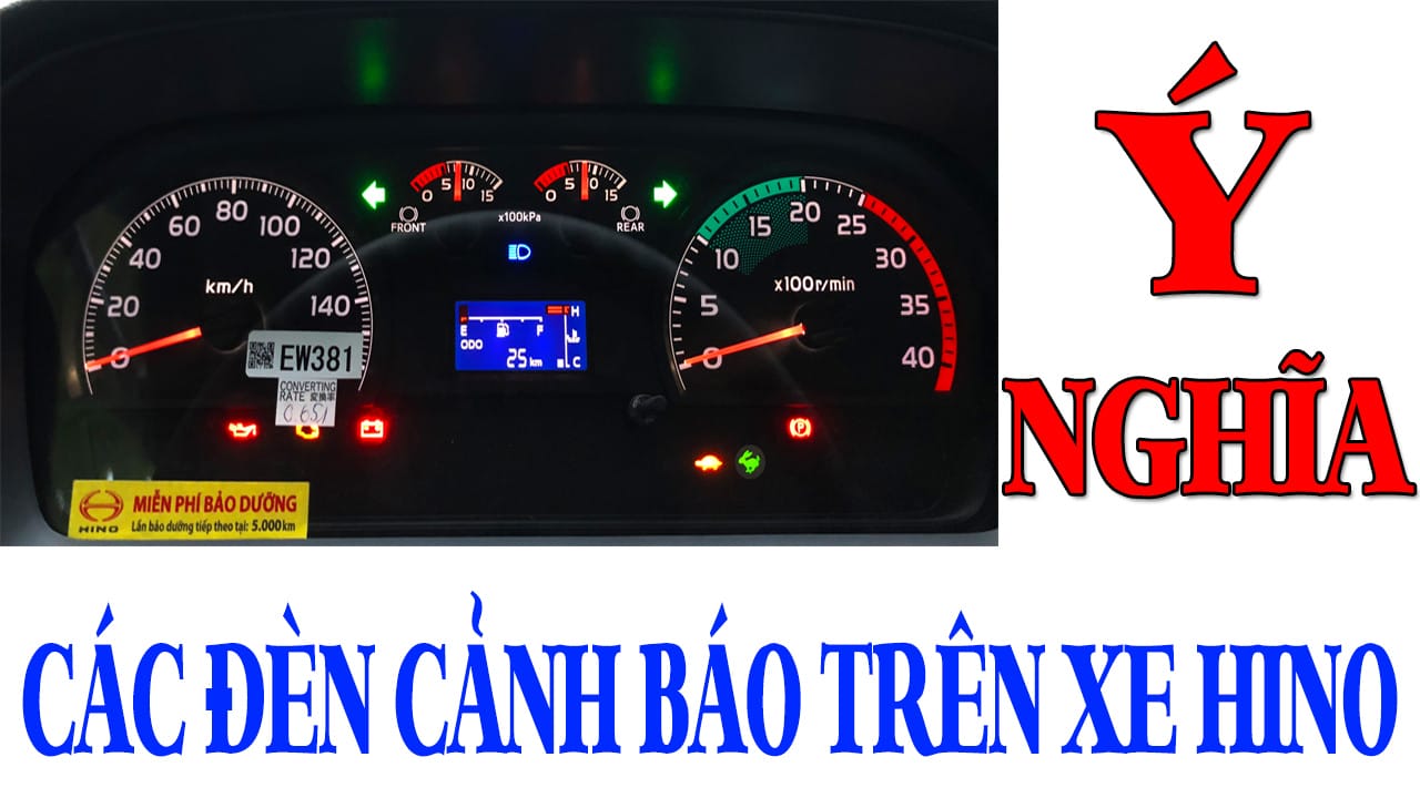 Taplo xe tải Hino 500 đang hoạt động với các đèn chỉ báo cơ bản