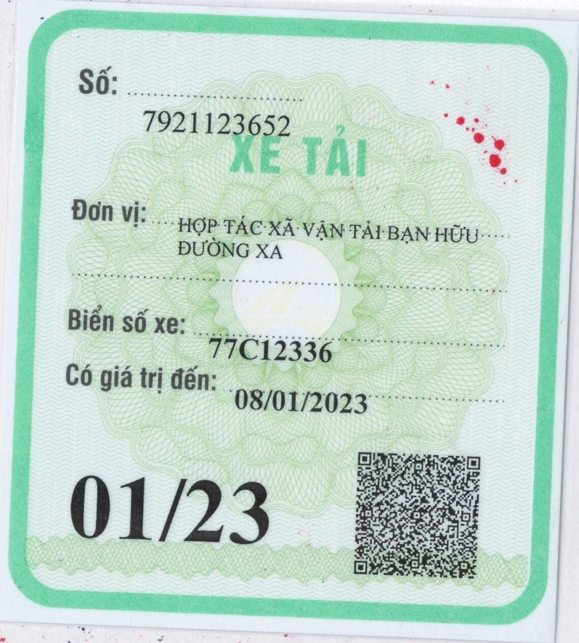 Tem dán kính xe tải hết hạn