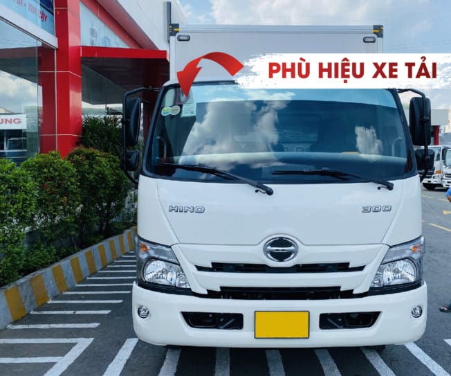 Tem dán kính xe tải