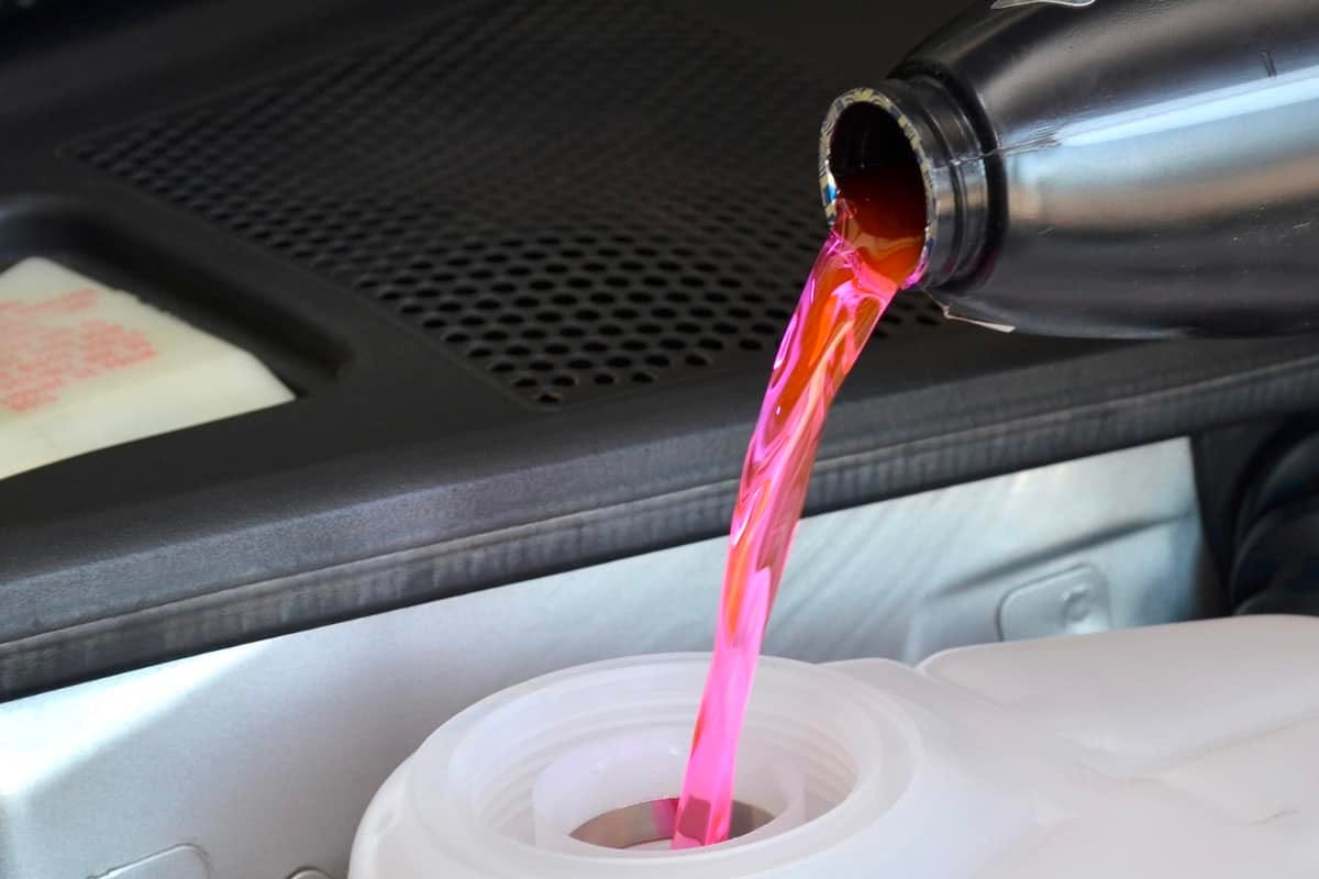 Thành phần chính của nước làm mát trên xe Toyota