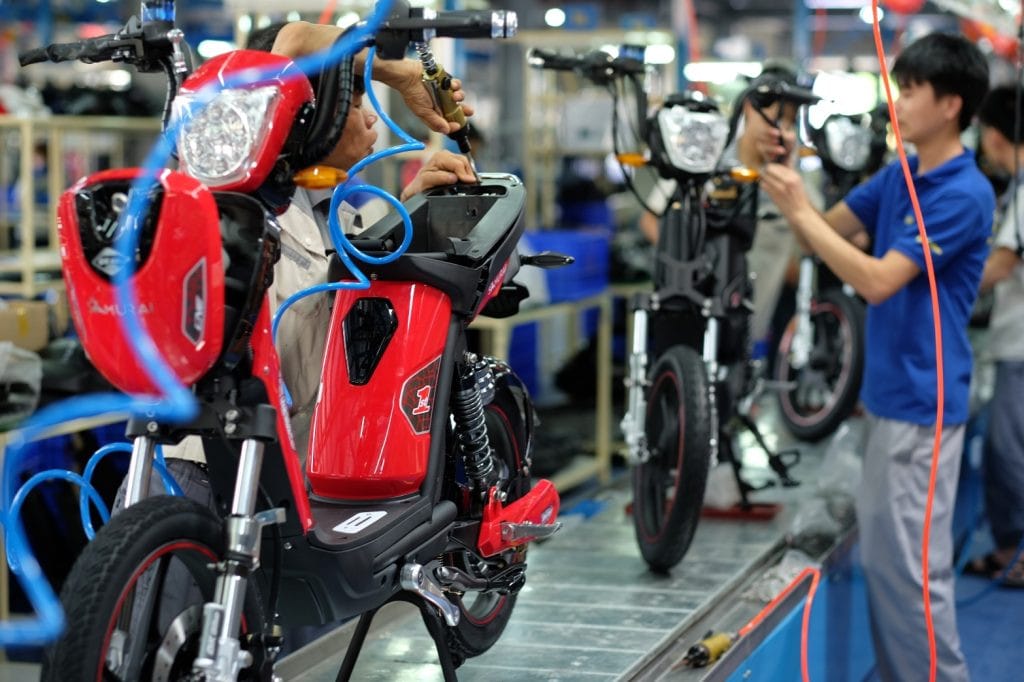 Thay pin xe đạp điện hết bao nhiêu tiền?