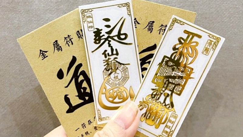Thẻ bùa bình an Phật hộ mệnh cho người tuổi Quý Hợi 1983