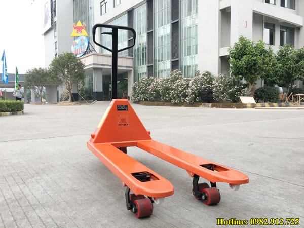 Thiết bị hỗ trợ logistics trong ngành bán xe tải cũ tại Vĩnh Phúc