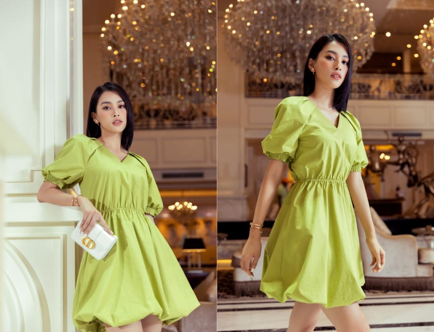 Thiết kế đầm thời trang màu xanh dương cho nữ tuổi Nhâm Ngọ 2002 mệnh Mộc
