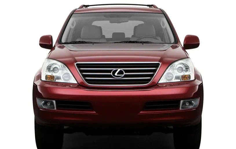 Thiết kế đầu xe Lexus GX470 mạnh mẽ