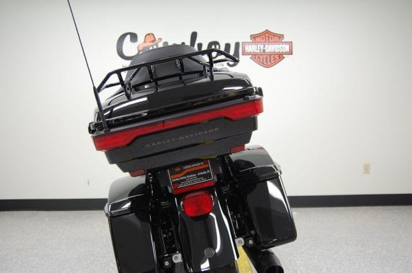 Thiết kế đuôi xe Harley-Davidson Ultra Limited cũ mạnh mẽ