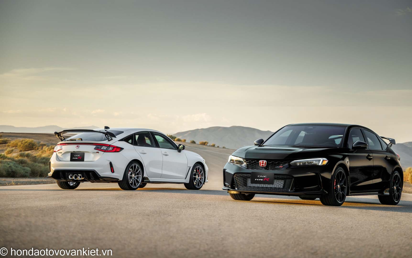Thiết kế ngoại thất ấn tượng của Honda Civic Type R