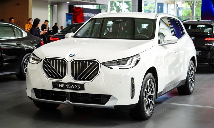 Thiết kế ngoại thất phía trước của BMW X3 20 xDrive M Sport