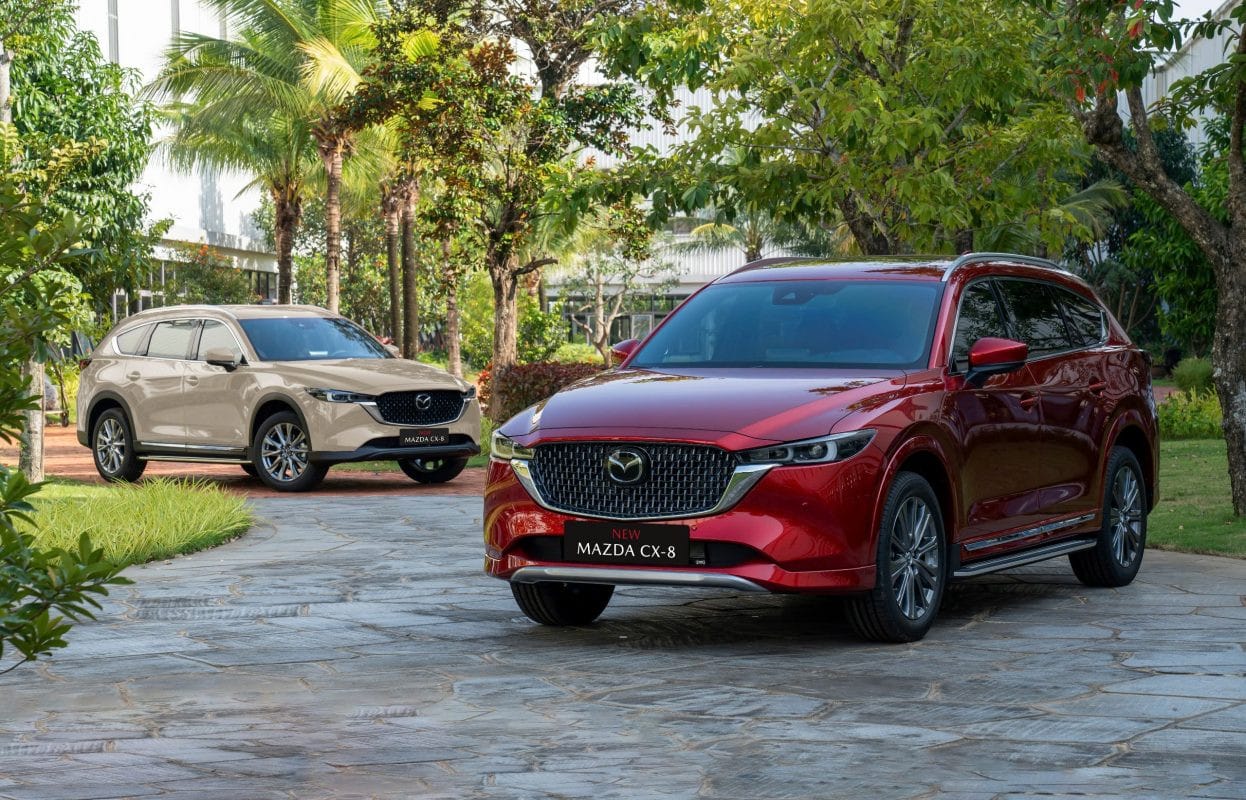 Thiết kế ngoại thất sang trọng của **Mazda CX-8**