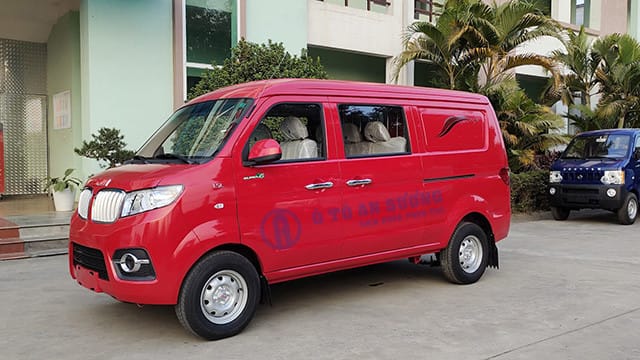 Thiết kế nội thất sang trọng của xe tải van SRM X30 V5