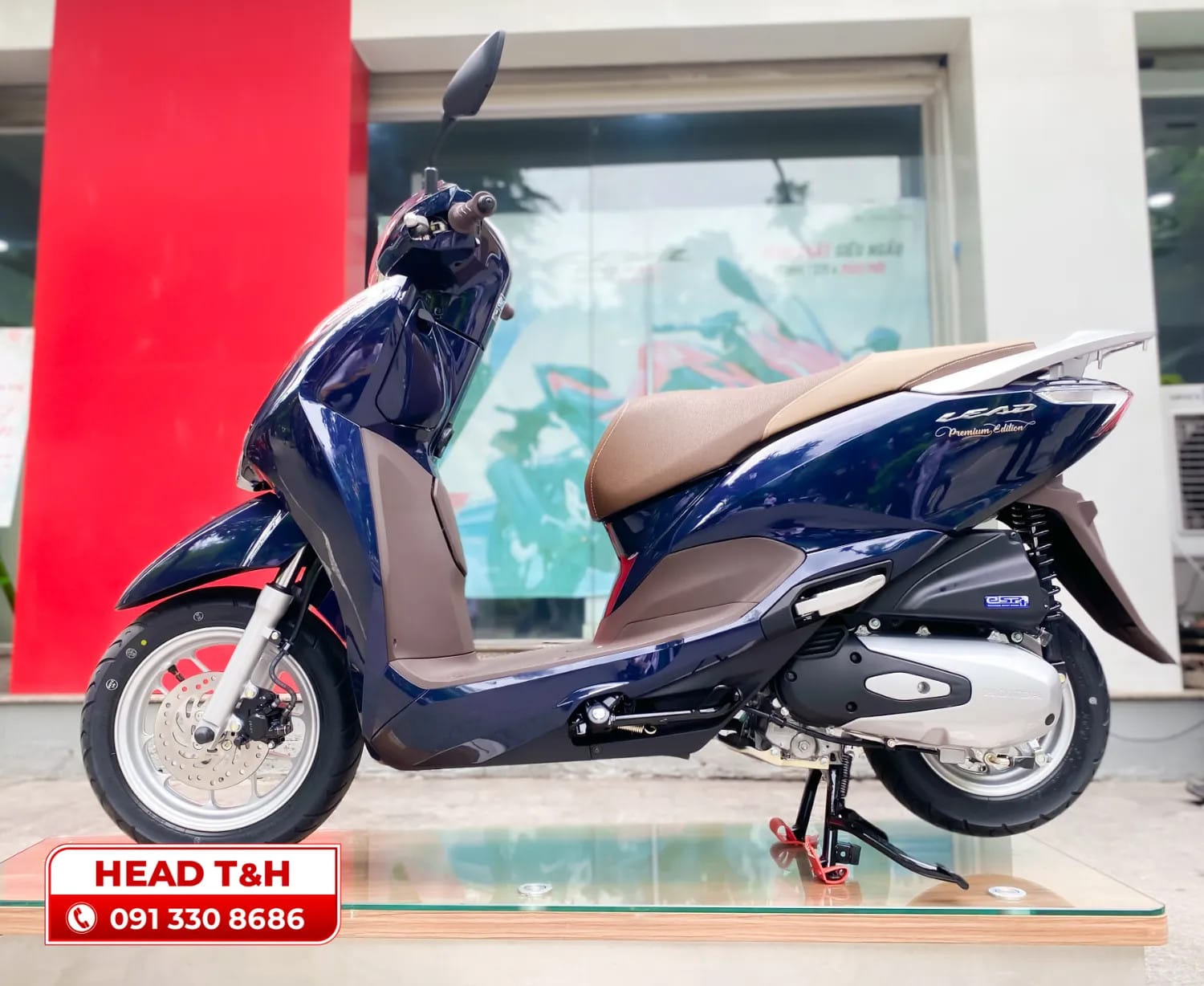 Thiết kế thân xe Honda Lead 125 với đường cong mềm mại