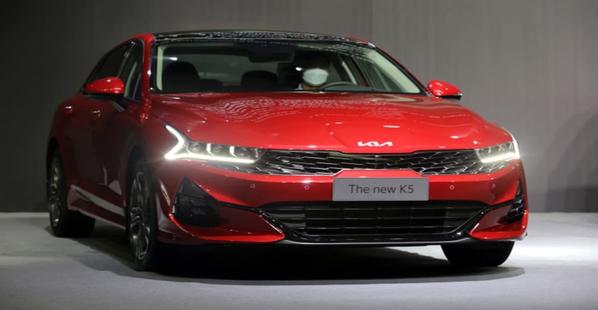 Thiết kế thể thao của KIA K5 trong phân khúc sedan hạng D