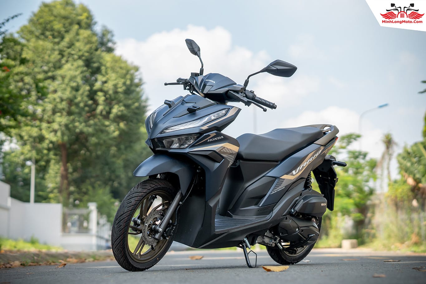 Thiết kế xe tay ga Honda Vario 125 màu xanh mâm vàng, mang phong cách thể thao năng động