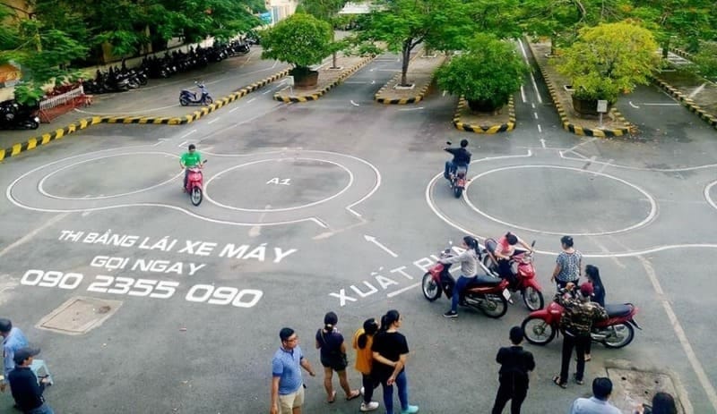 Thời gian nhận bằng lái xe máy sau khi thi đạt sát hạch