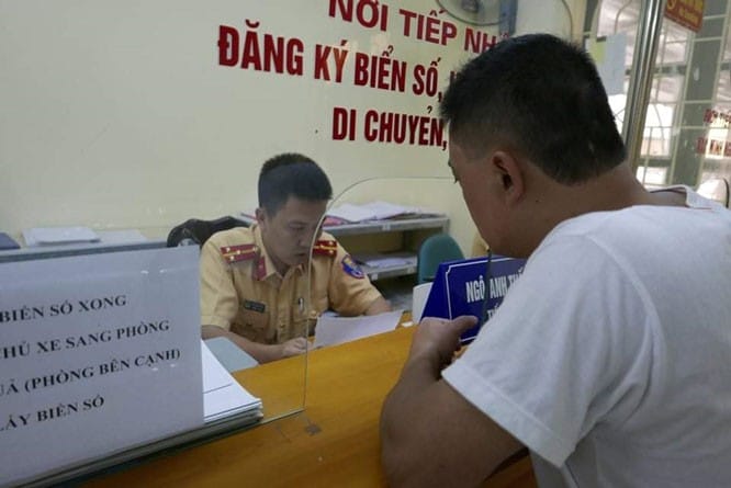 Thủ tục pháp lý khi thay đổi màu sơn xe ô tô