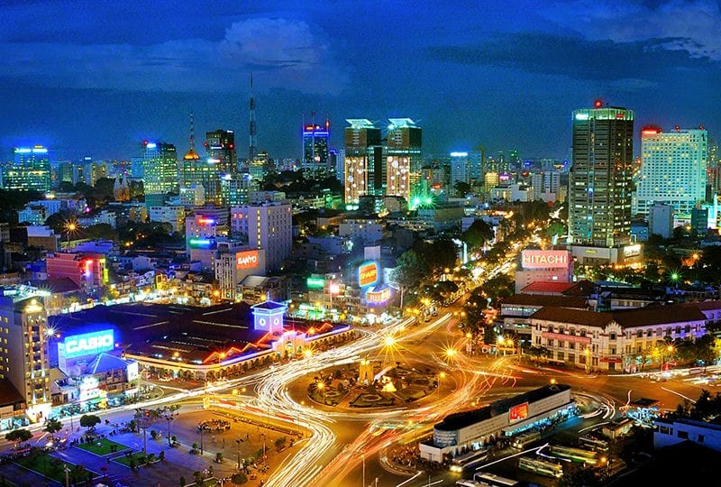 thuê xe máy Sài Gòn tự do khám phá