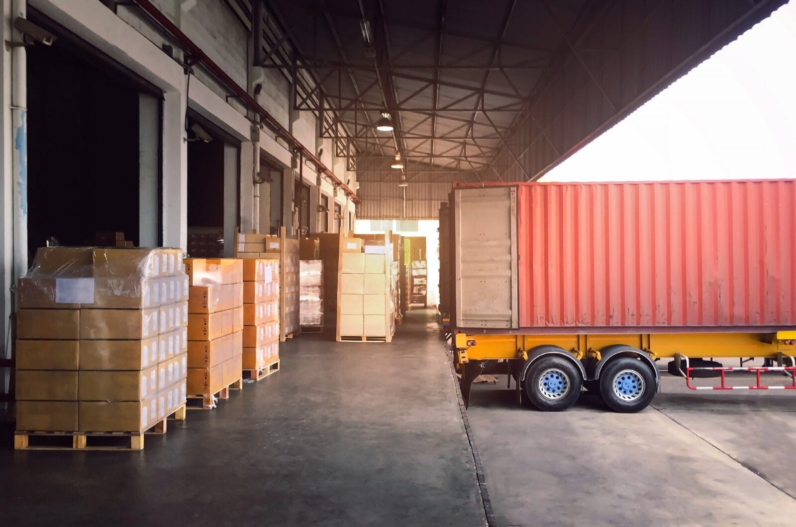 Tìm hiểu các khái niệm liên quan đến tải trọng xe tải trong vận chuyển hàng hóa