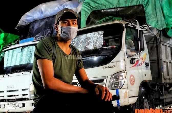 Tính trung thực và trách nhiệm cao là phẩm chất cần có của phụ xe tải