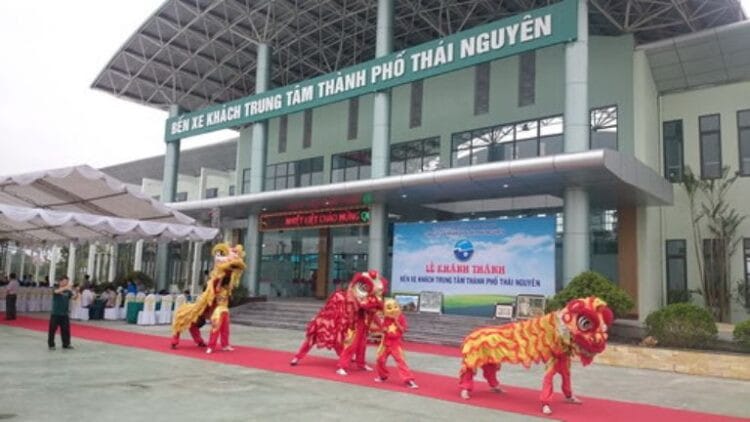 Toàn cảnh bến xe Thái Nguyên đã được nâng cấp khang trang