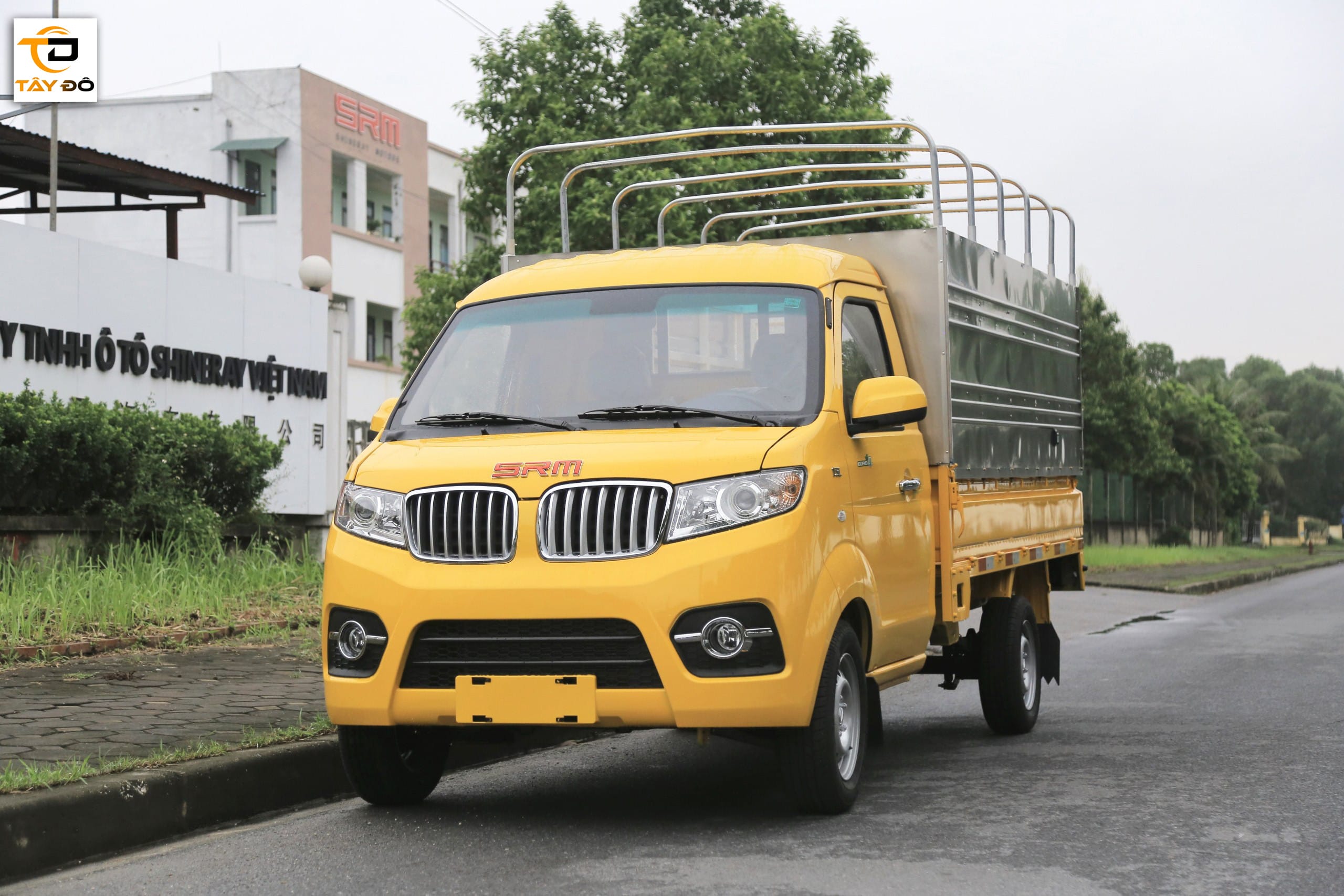 Toàn cảnh xe tải nhỏ 1 tấn SRM T30 mạnh mẽ