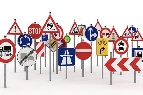 Tổng hợp các loại biển báo giao thông phổ biến trên đường bộ Việt Nam