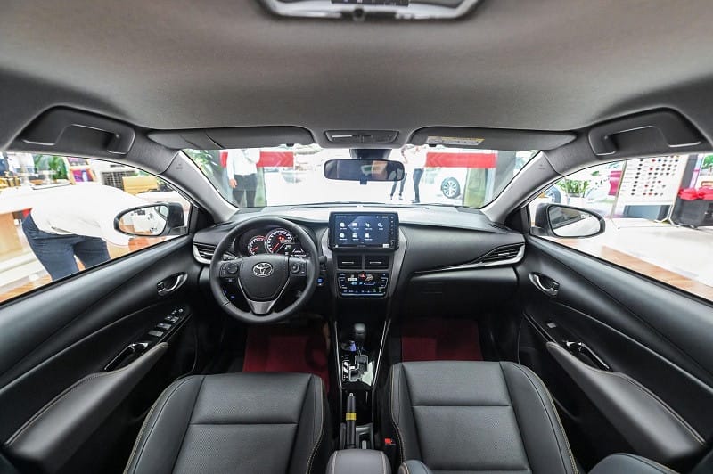 Tổng thể không gian nội thất của xe ô tô Vios 2025, sang trọng và tiện nghi.